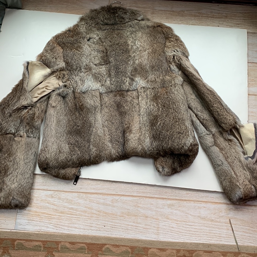 Burberry 🤎 London Cropped Crop Brown Fur Satin Lined Coat Mob Wife Chic 4US 6UK - Picture 9 of 15
